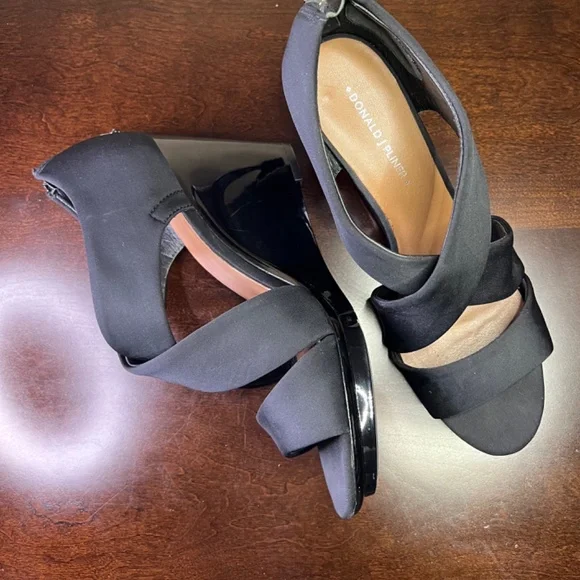 Aurora - Picture 3 of 5